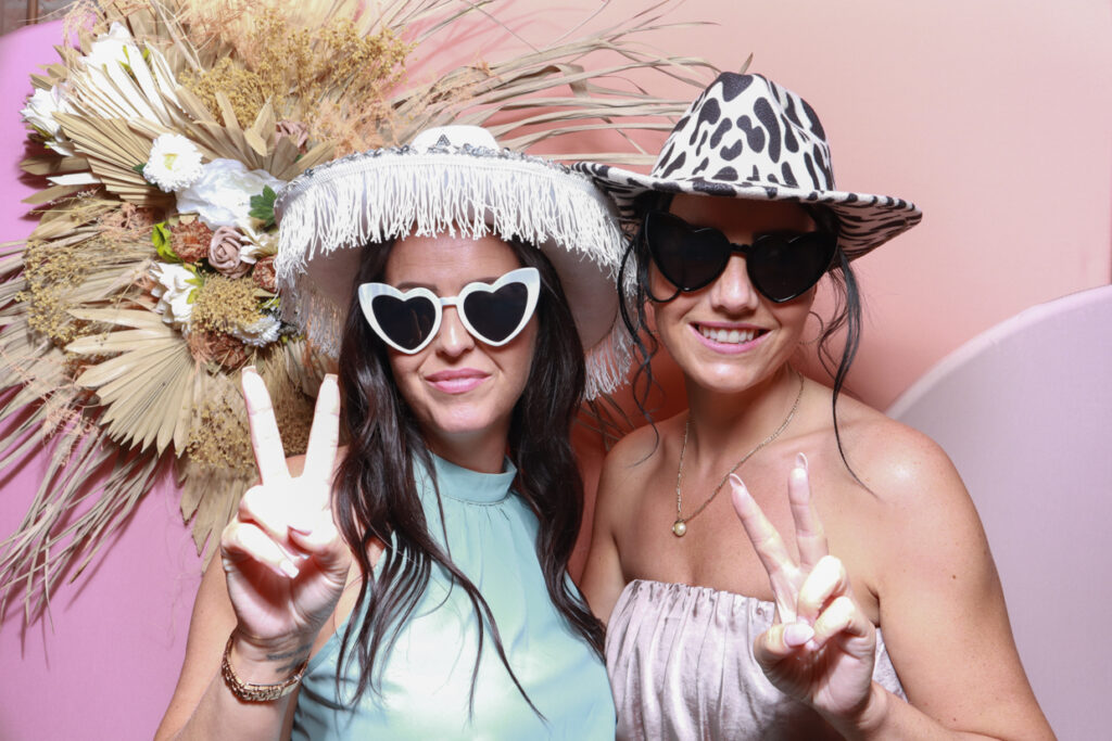 modern arches backdrop for party entertainment photography station