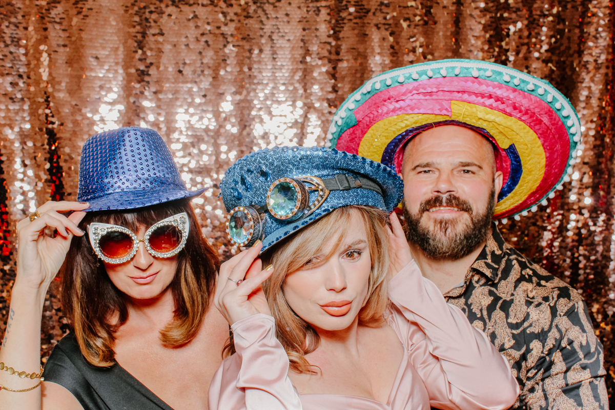 cotswolds photo booth party entertainment 