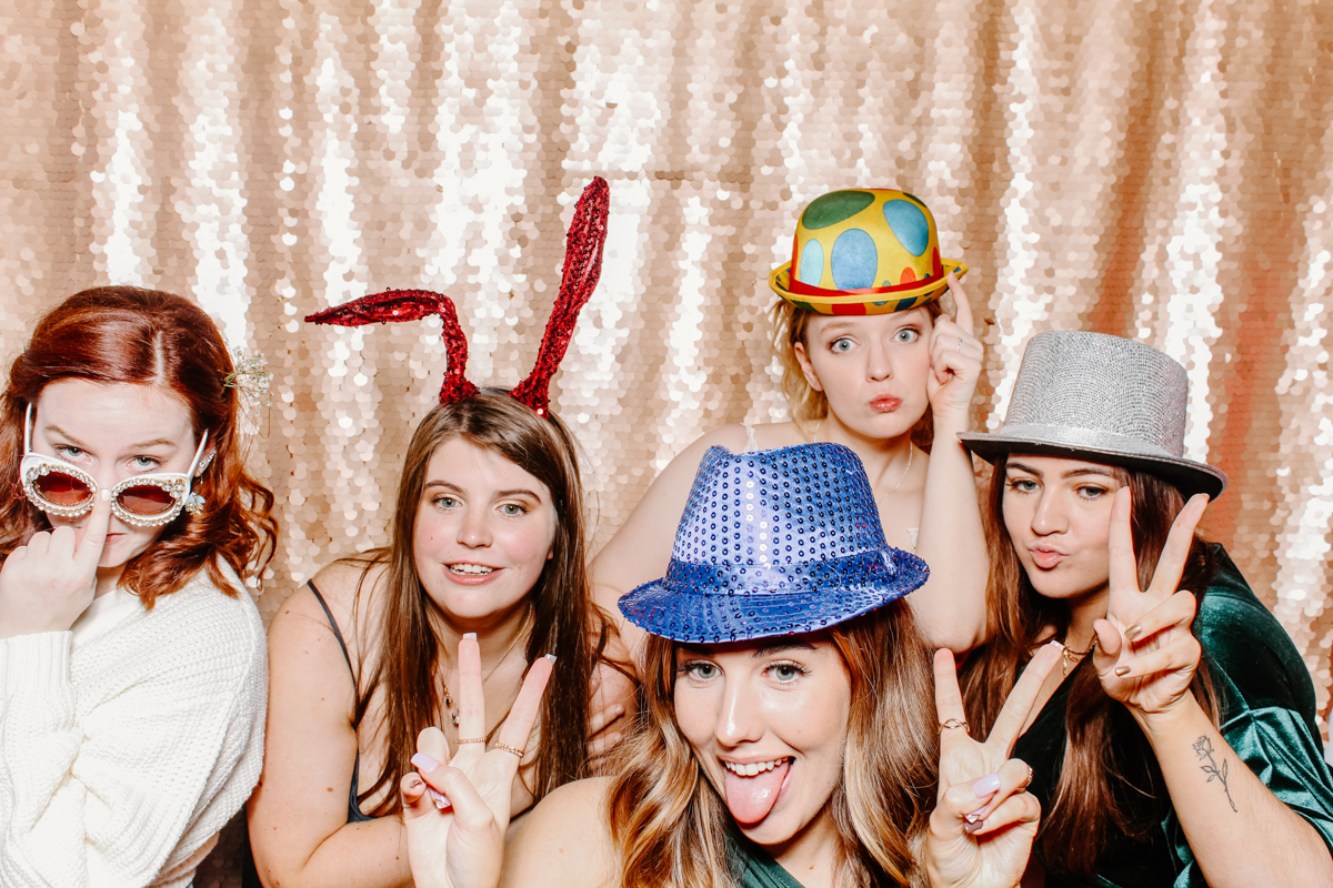 cotswolds photo booth for weddings and corporate events