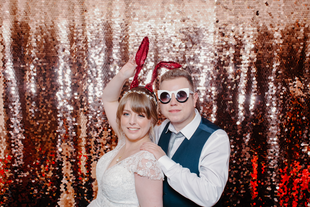 cotswolds based photo booth for weddings and private parties