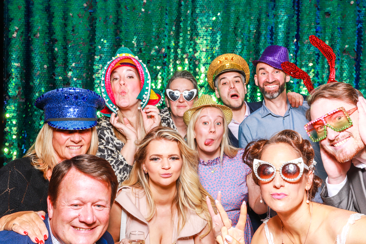 best cotswolds wedding photo booth hire 