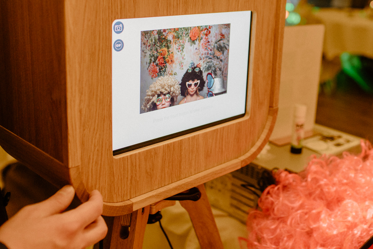wooden photo booth hire cotswolds