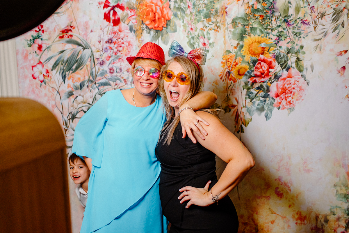 wedding photo booth hire chipping norton cotswolds