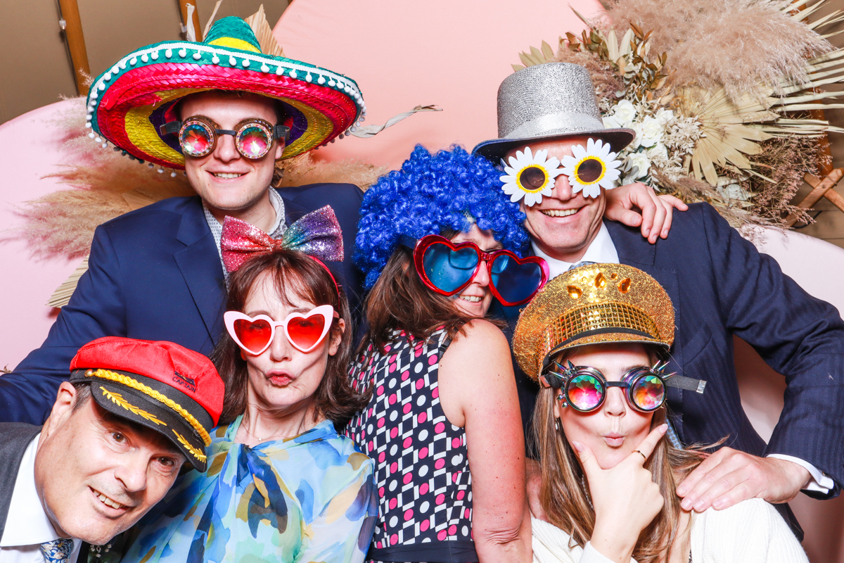 summer arches backdrop for modern photo booth setup at thorpe gardens