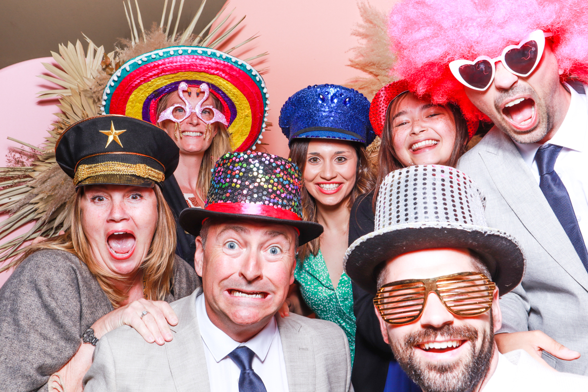 large group posing for a wedding cotswolds photo booth hire