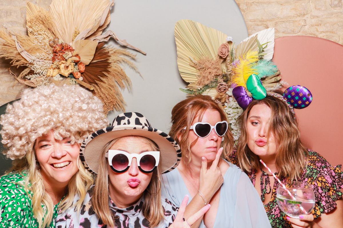 cotswolds photo booth hire kingscote 