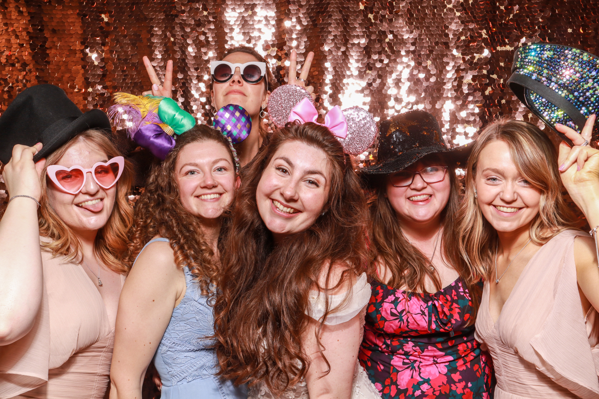 Oxleaze Barn photo booth hire for the best evening party entertainment