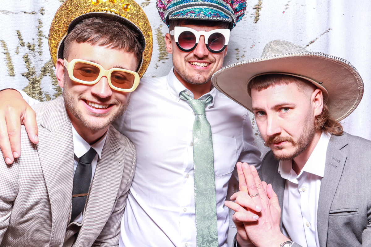 best wedding party entertainment in cotswolds