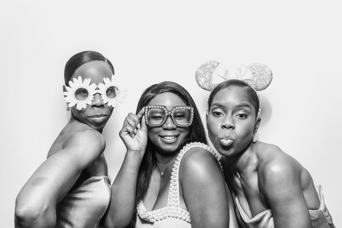 glam photo booth hire weddings and corporate events