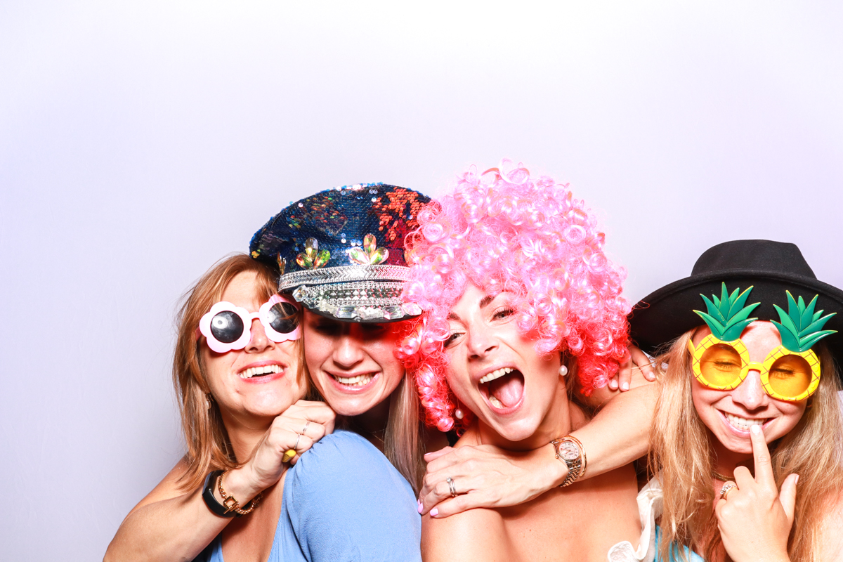 cotswolds photo booth hire for weddings and corporate events