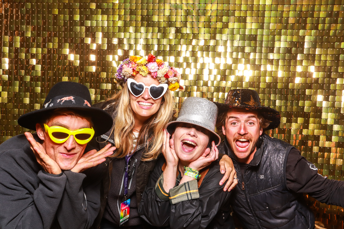 Cotswolds party entertainment photo booth hire