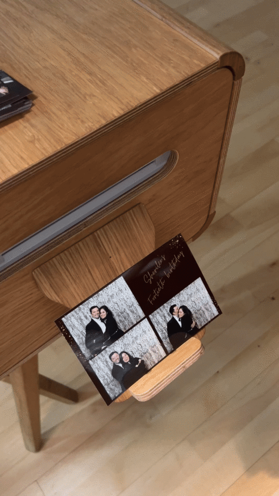 gif of a large print for a 40th birthday party celebration with mad hat photo booth hire in the Cotswolds