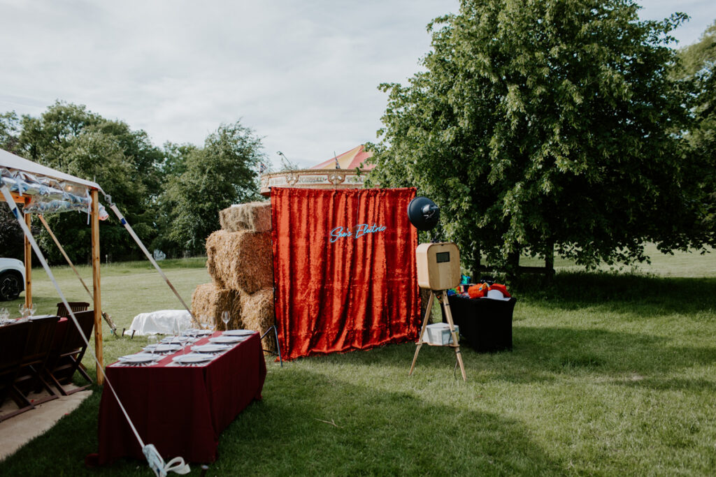 Circus themed event photobooth ideas for parties, weddings and corporate events. Explore custom prints, backdrops, props, wooden photo booths
